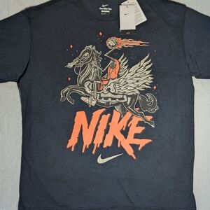 Nike Men's Black Graphic Oversized T-Shirt